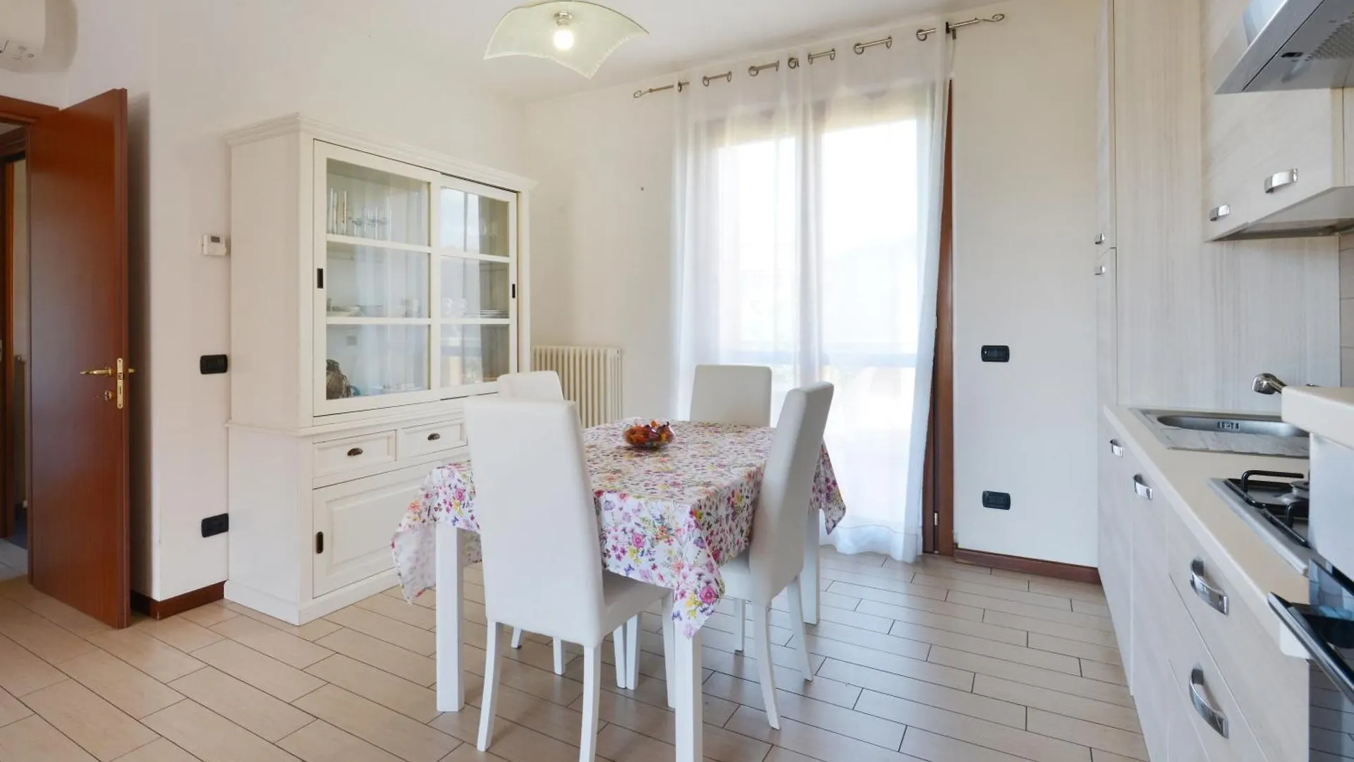 Holiday home Casa Vacanze Da Ricky App 5 Peschiera del Garda