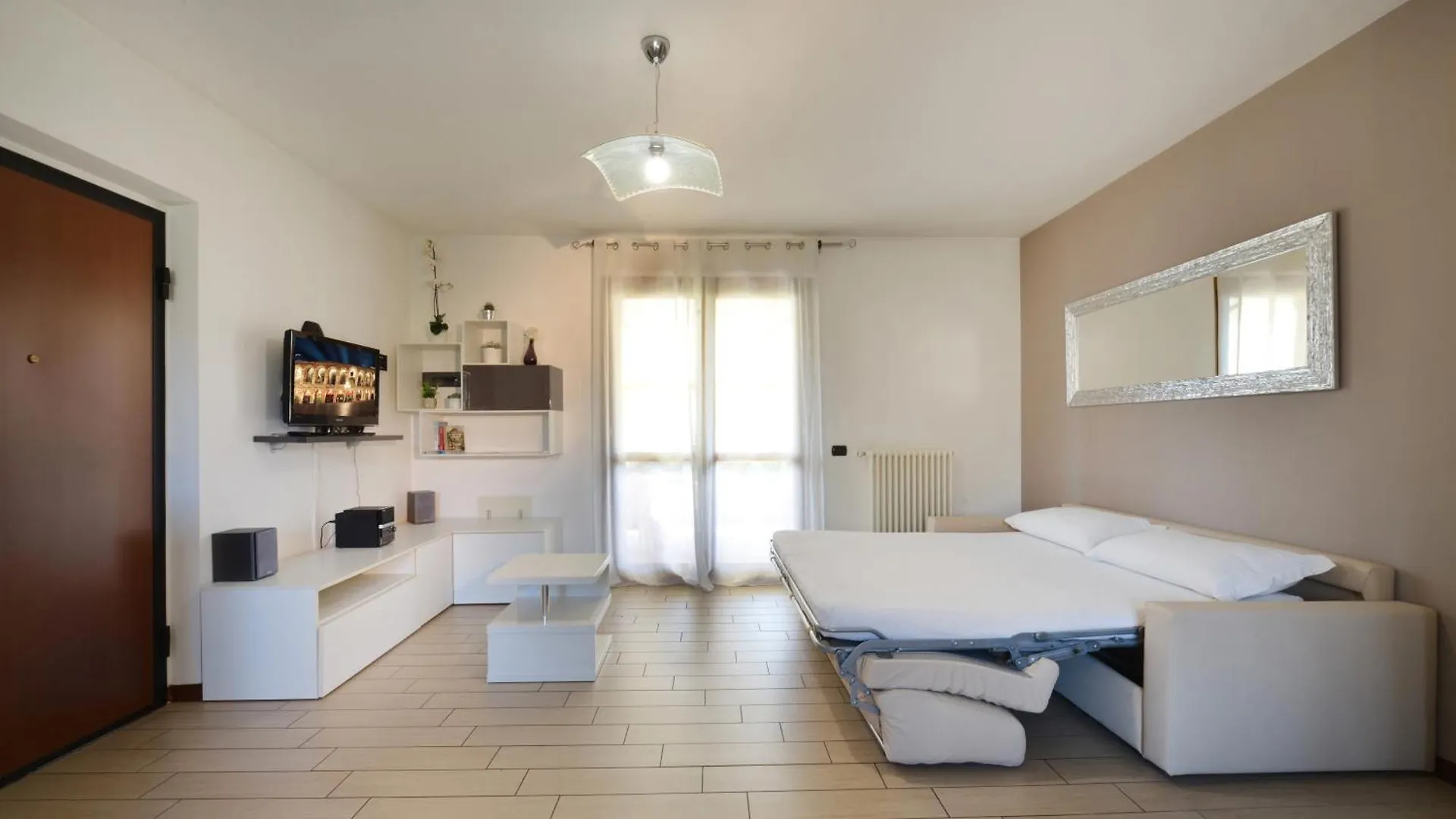 Holiday home Casa Vacanze Da Ricky App 5 Peschiera del Garda