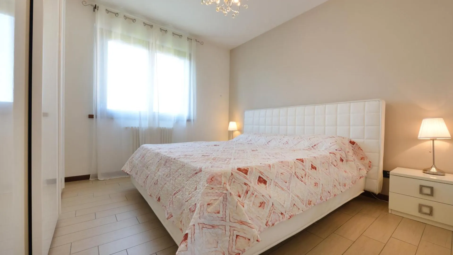 Holiday home Casa Vacanze Da Ricky App 5 Peschiera del Garda Italy