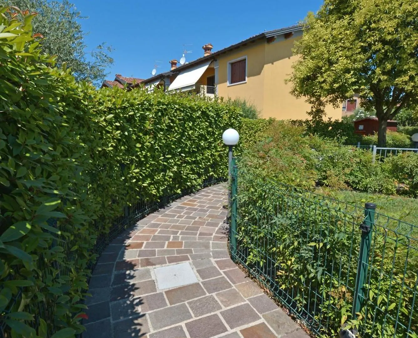 Holiday home Casa Vacanze Da Ricky App 5 Peschiera del Garda
